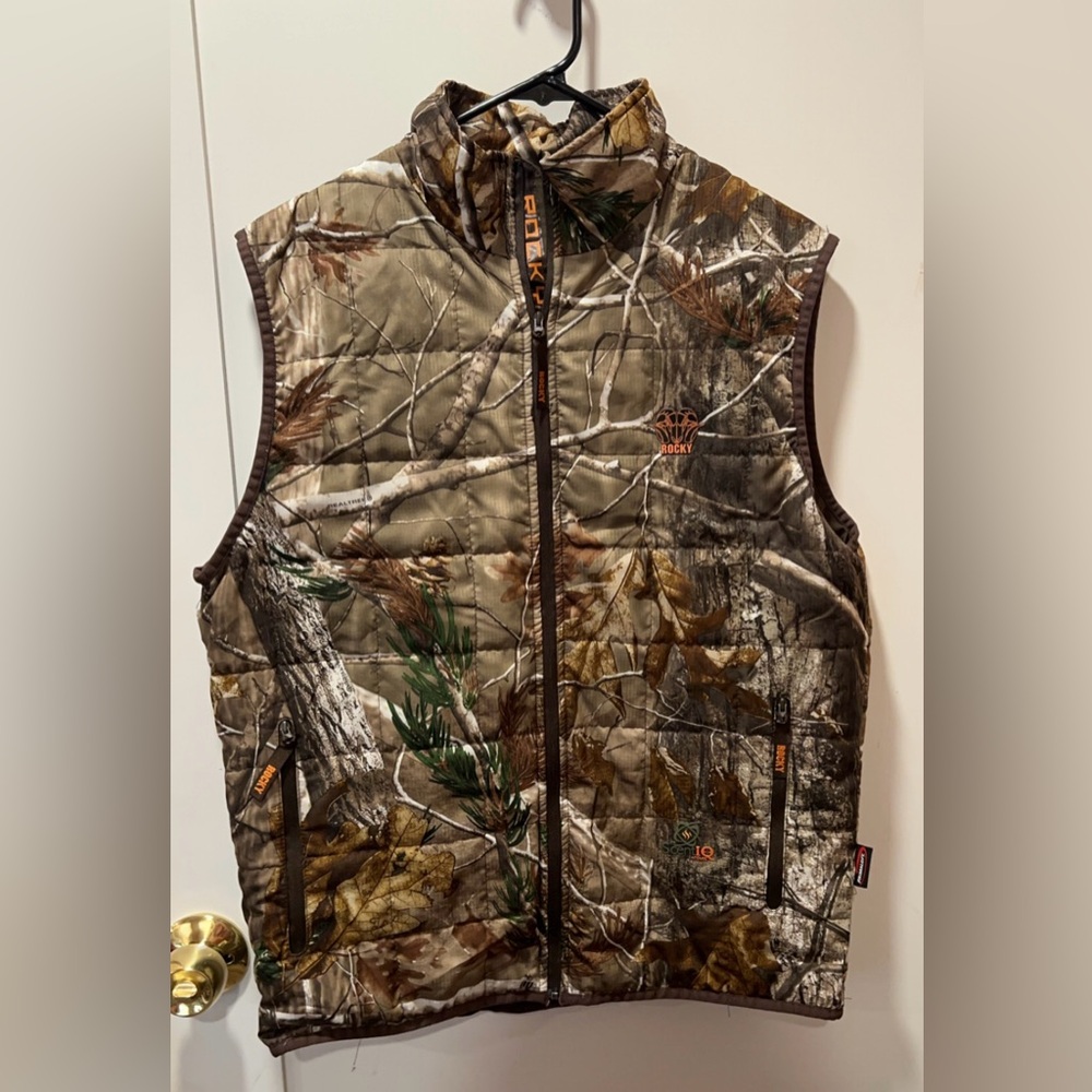 Rocky camo vest